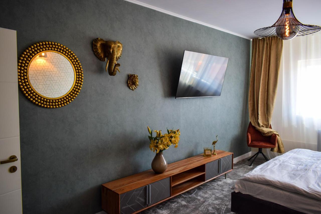 Heltau Jacuzzi Penthouse Cisnadie Екстер'єр фото