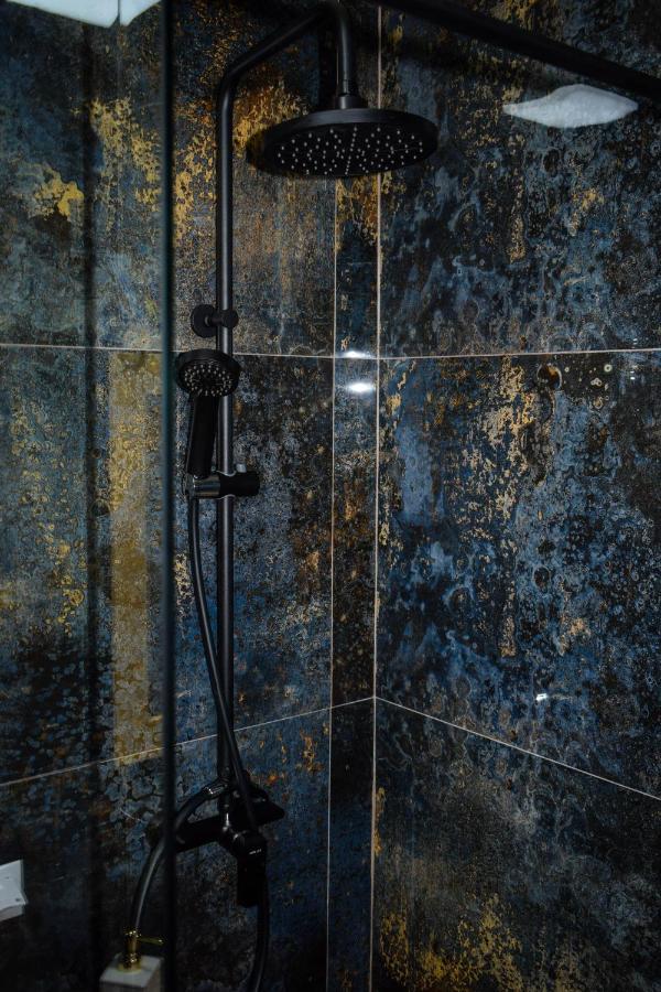 Heltau Jacuzzi Penthouse Cisnadie Екстер'єр фото